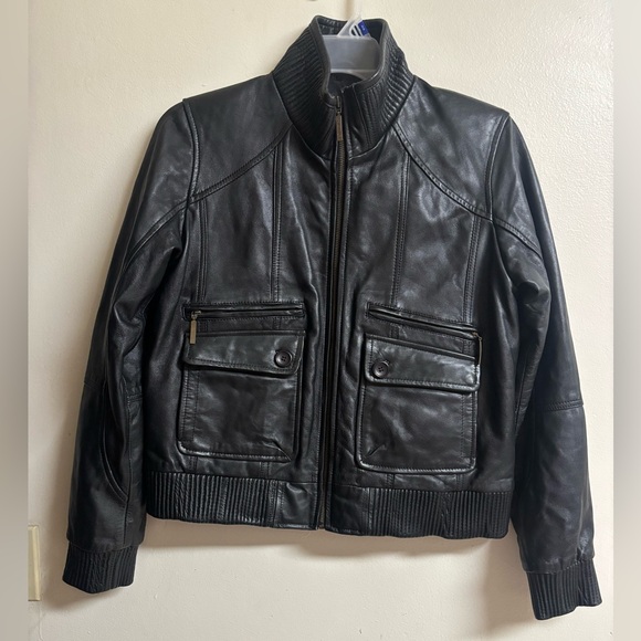 Hudson outerwear Classic Black Leather Jacket for Women - Picture 2 of 8